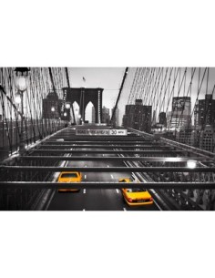 Taxi en el puente de Brooklyn, Nueva York