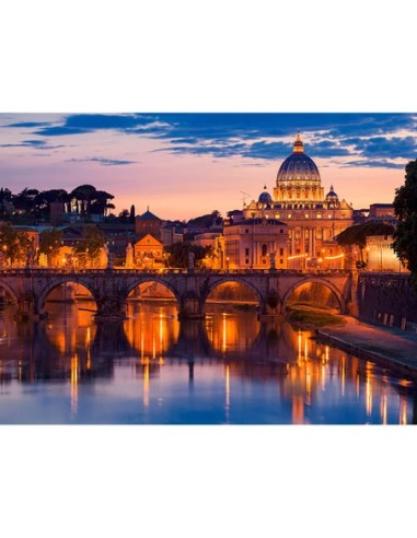 Vista nocturna de la Catedral de San Pedro, Roma