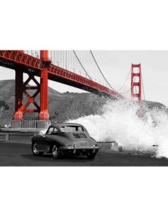 Bajo el puente Golden Gate, San Francisco (BW)