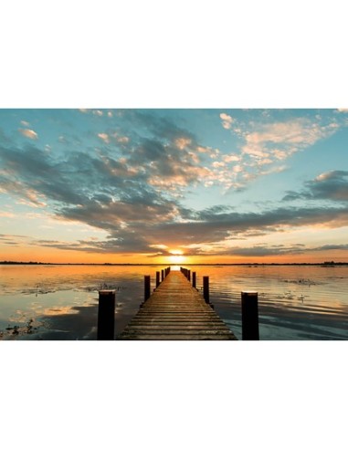 Luces de la mañana en un embarcadero