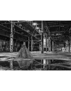 Paisaje femenino no convencional 8, La fábrica (BW)