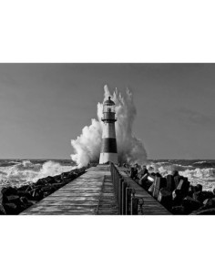 Faro en el mar Mediterráneo (BW)