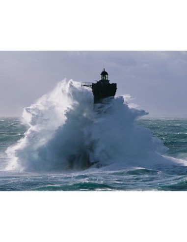 Faro de los cuatro lors d'une tempète