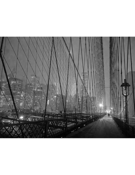 En el puente de Brooklyn por la noche, Nueva York